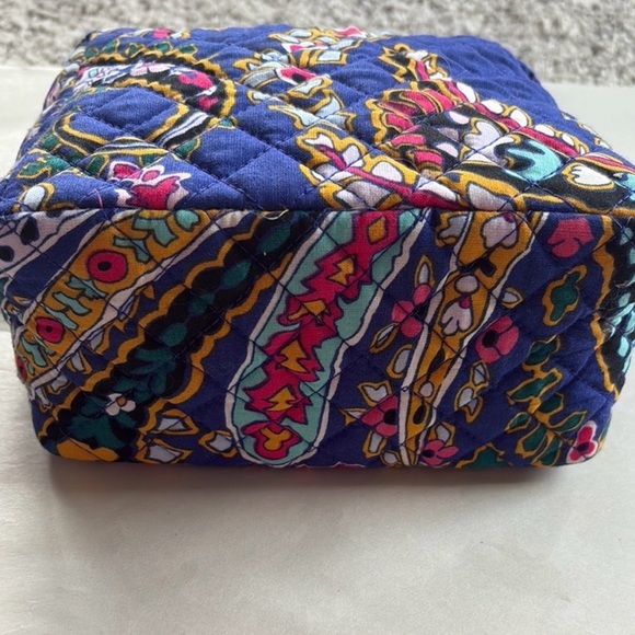 Vera Bradley Quilted Cosmetic Bag with plastic lining - Picture 2 of 7